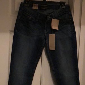 Levi jeans
